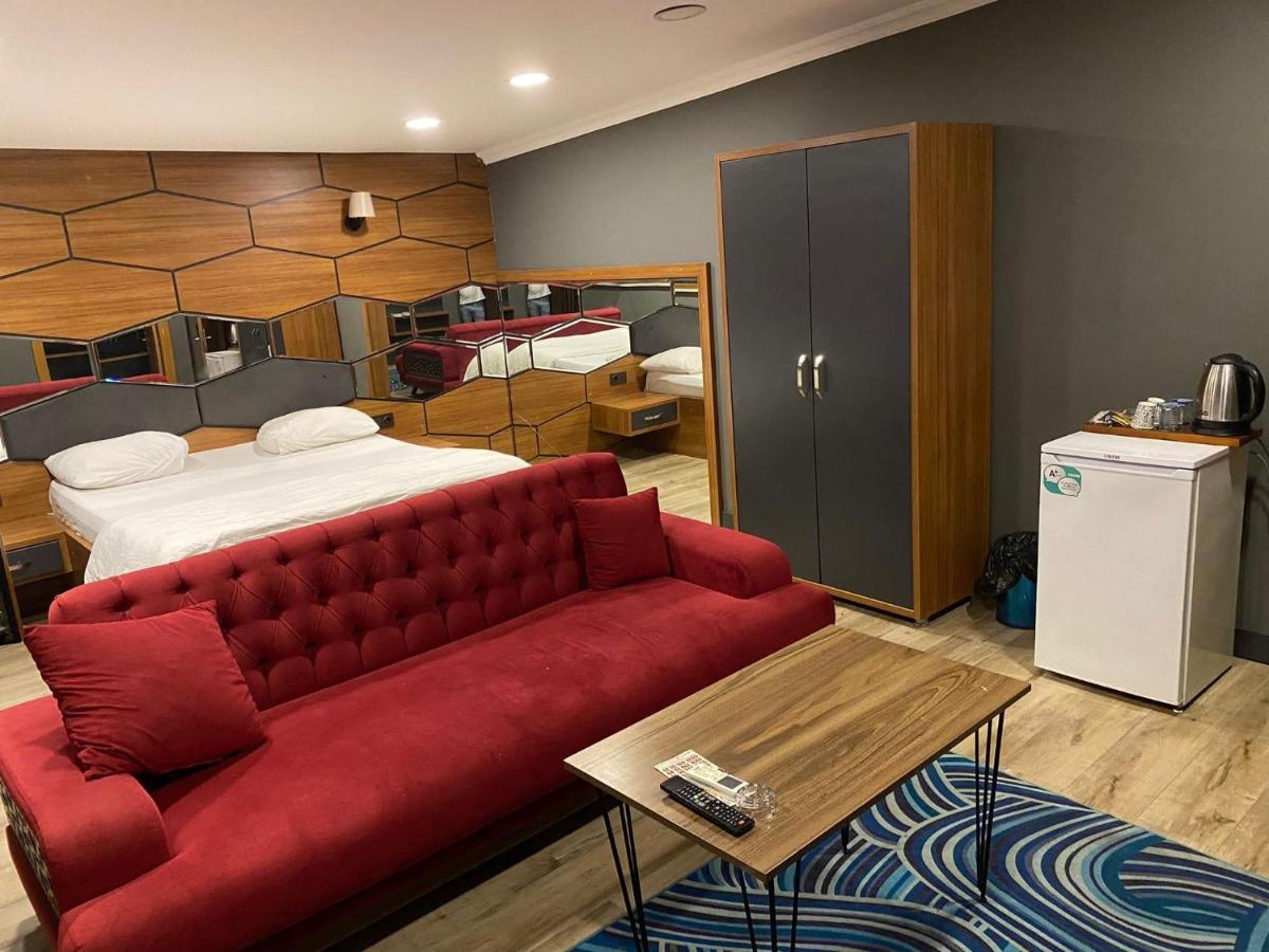 216 Hill 2* Istanbul